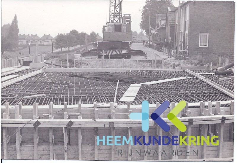 Lobith 04-1974 Bouw tunnel -Transeedijk-Komstraat (1)